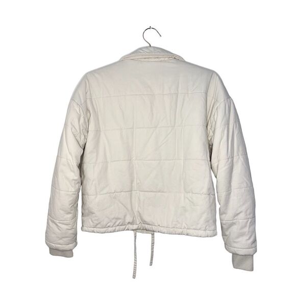 Every Point Collar Long Sleeve Button Front Puffer Jacket - Picture 5 of 10